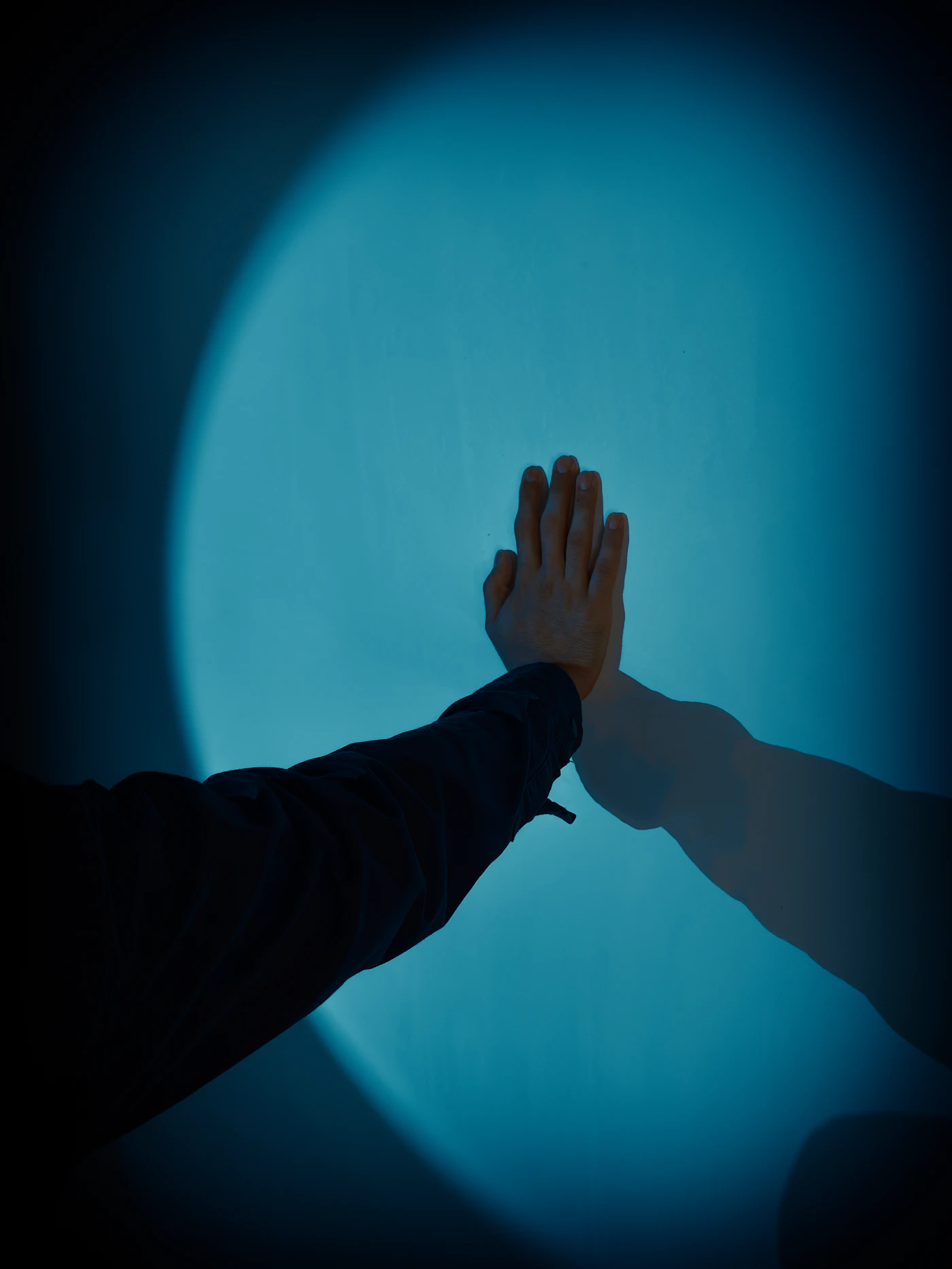 Deux mains qui se rejoignent, symbole de la confiance de nos joueurs